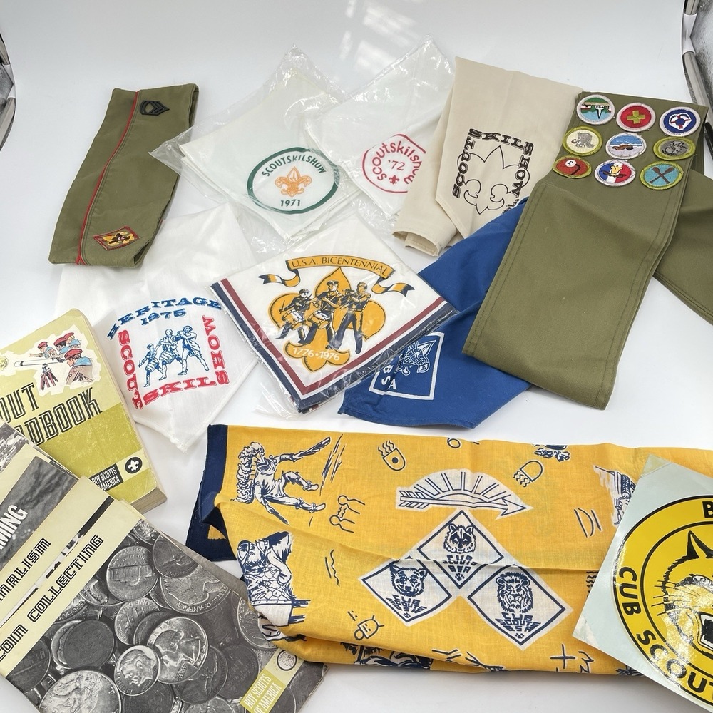 1970s Boys Scouts America BSA Bicentennial Neckerchief Garrison Cap Sash Merit